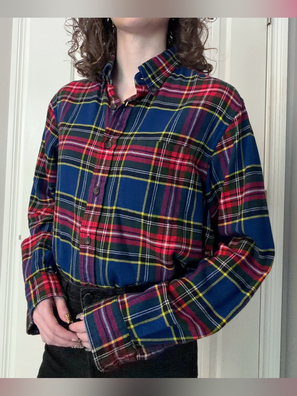 Lands’ End men’s plaid long sleeve button up collared flannel shirt